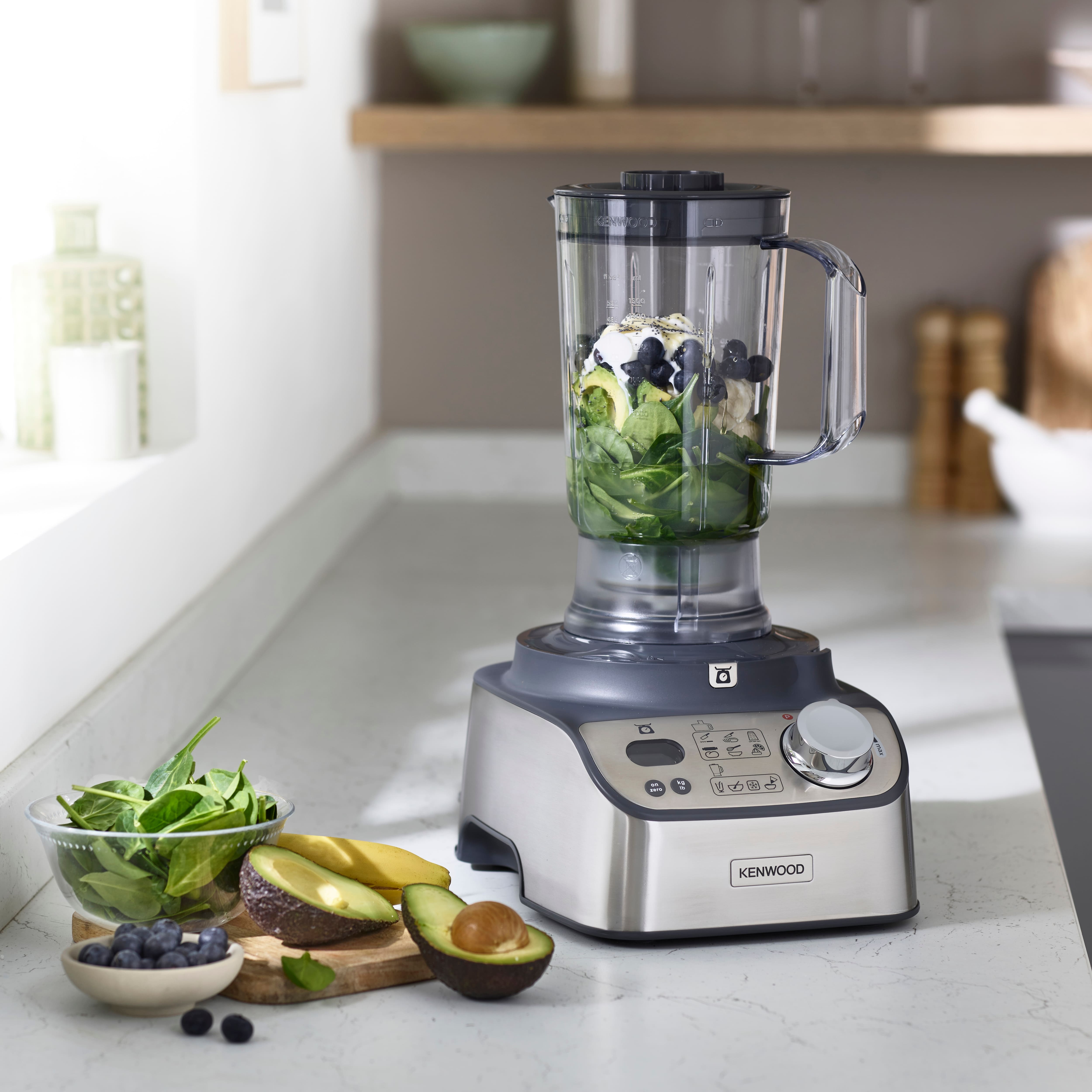 FDM71_MULTI_PRO_EXPRESS_WEIGH+_PLASTIC_BLENDER_GREEN_SMOOTHIE.jpg